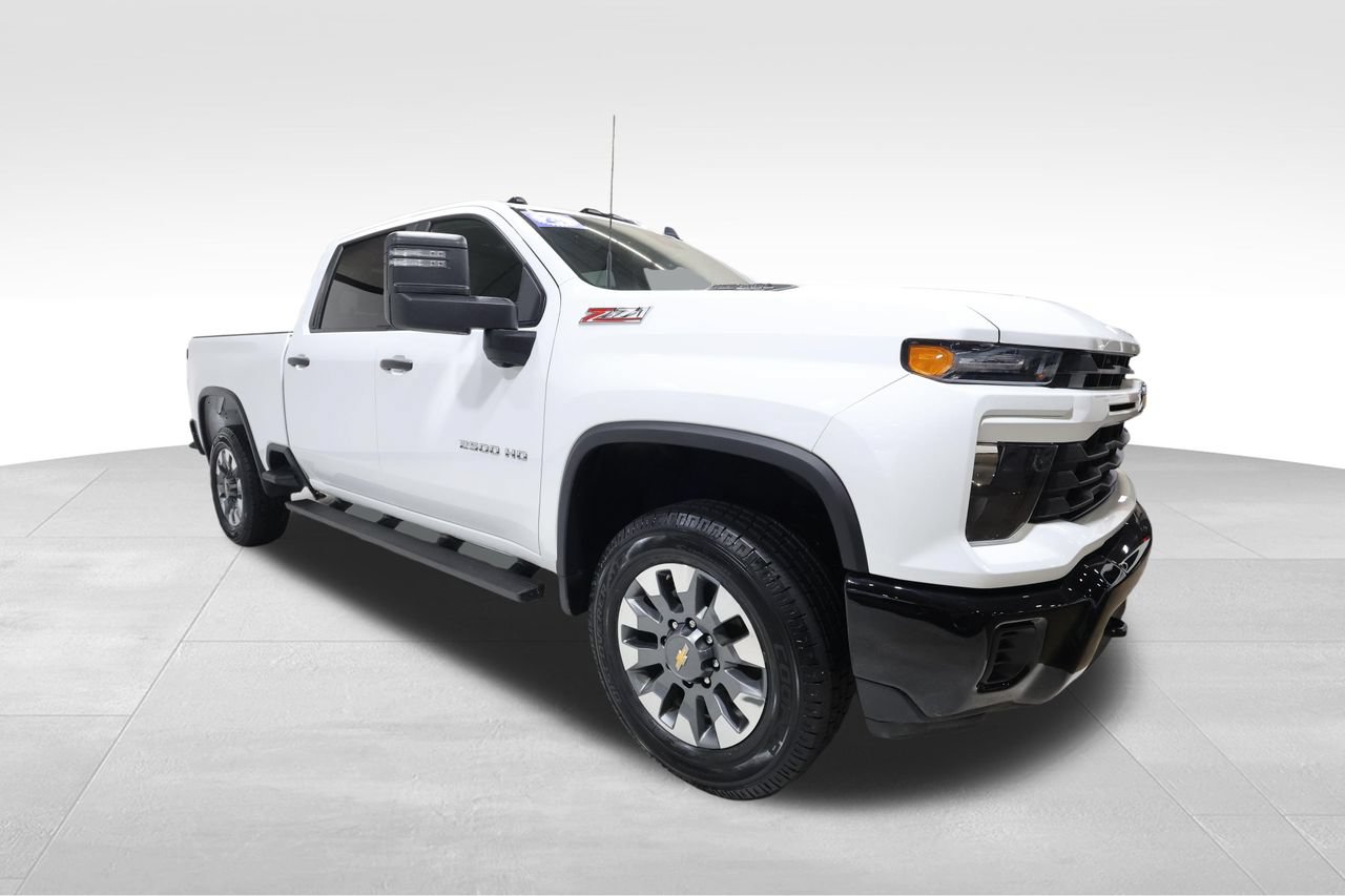 Used 2024 Chevrolet Silverado 2500 Custom w/ Custom Convenience Package AWD/4WD image 6