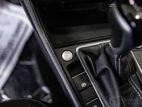 Used 2024 Volkswagen Jetta SE image 28