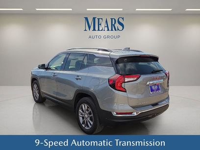 Used 2024 GMC Terrain SLT