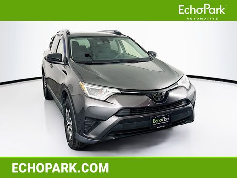 Used 2018 Toyota RAV4 LE w/ All Weather Liner Package image 1