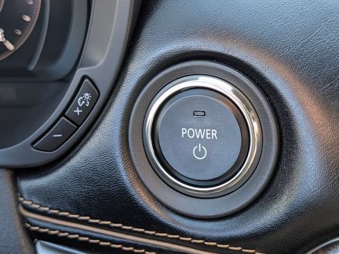 Certified 2025 MAZDA CX-70 Plug-In Hybrid w/ Premium Plus AWD/4WD image 33