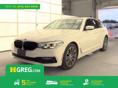 Used 2018 BMW 530e RWD image 1