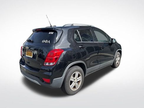 Used 2017 Chevrolet Trax LT image 4