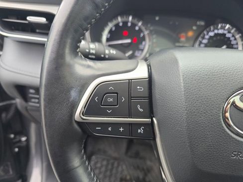 Used 2022 Toyota Highlander Platinum AWD/4WD image 23