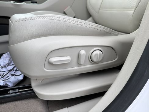 Used 2022 GMC Terrain Denali image 26