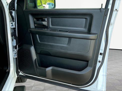 Used 2019 RAM 1500 Tradesman RWD image 28