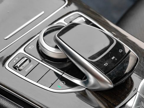 Used 2020 Mercedes-Benz C 300 Cabriolet image 22