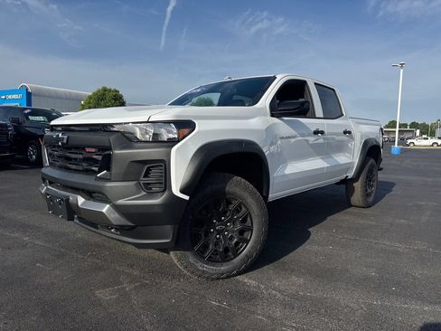New 2026 Chevrolet Colorado Trail Boss AWD/4WD image 1