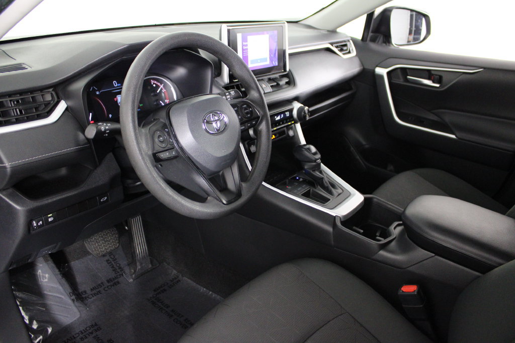 Used 2023 Toyota RAV4 XLE w/ Convenience Package FWD image 18
