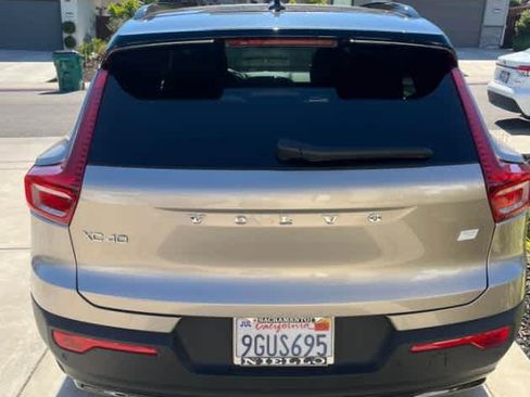Used 2023 Volvo XC40 Recharge Ultimate w/ Protection Package Premier AWD/4WD image 6