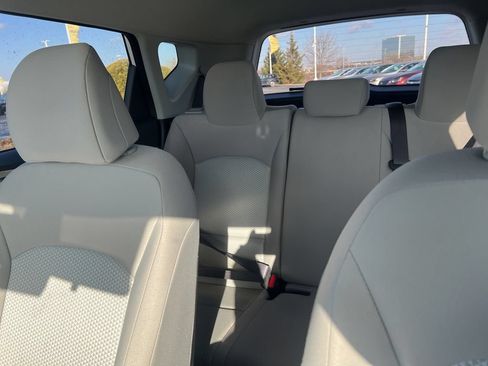 Used 2025 Kia Soul LX w/ LX Technology Package FWD image 29