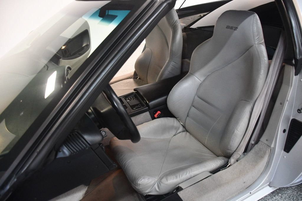 Used 1996 Chevrolet Corvette Coupe RWD image 27