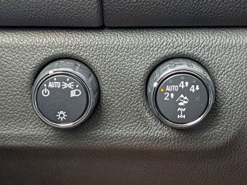 Used 2021 Chevrolet Colorado ZR2 AWD/4WD image 21