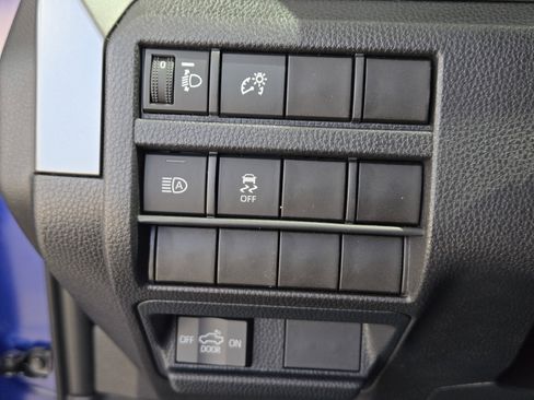 New 2025 Toyota Tacoma Limited image 15