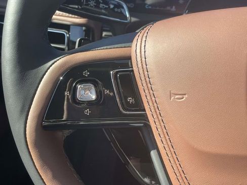 New 2026 Lincoln Aviator Reserve w/ Jet Appearance Package image 16