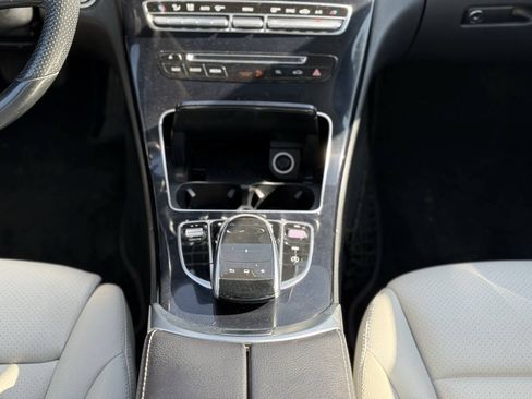 Used 2015 Mercedes-Benz C 300 4MATIC Sedan image 19