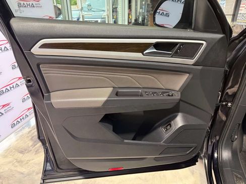 Used 2021 Volkswagen Atlas SE FWD image 33