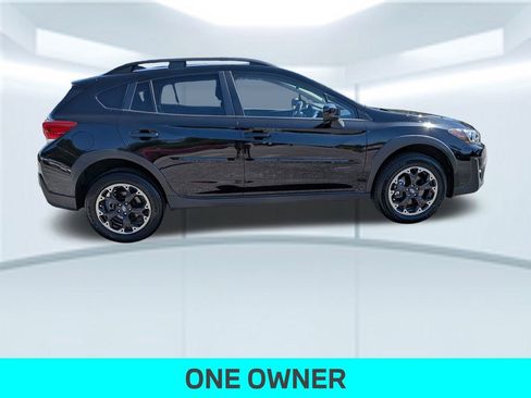 Used 2023 Subaru Crosstrek 2.0i Premium image 8