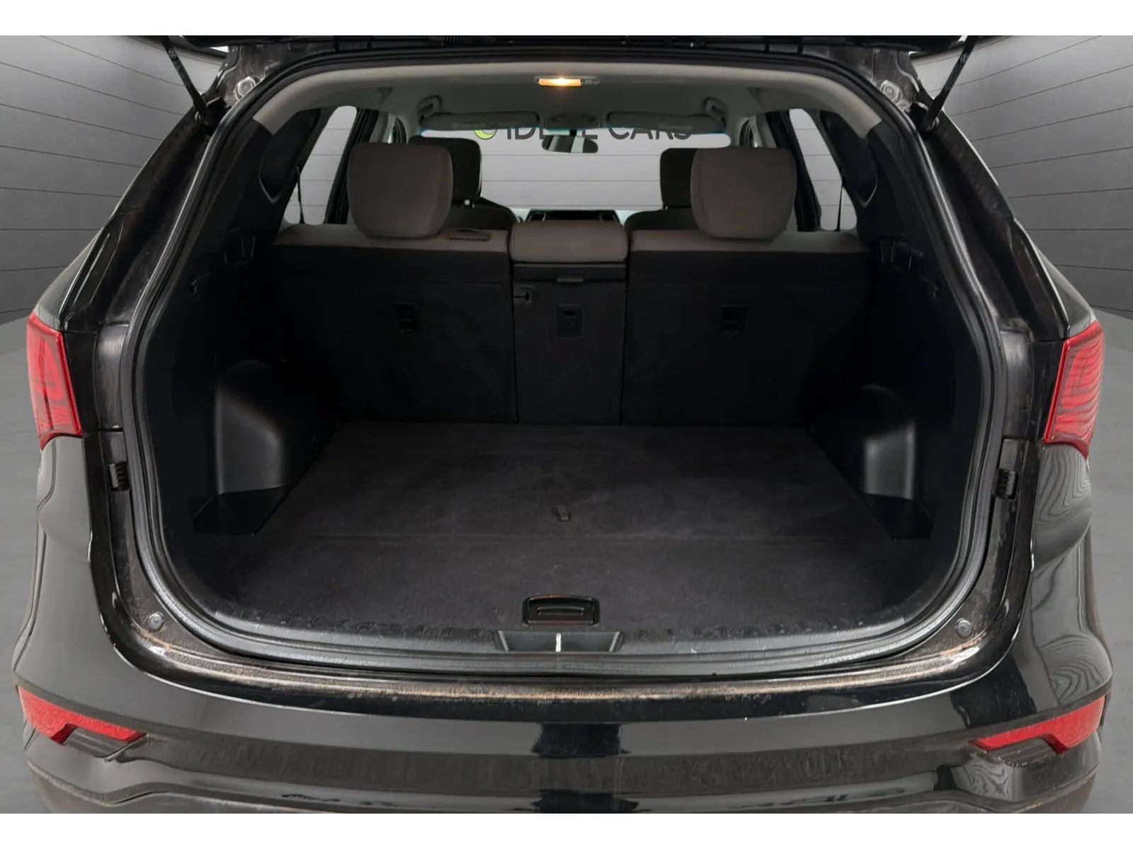 Used 2018 Hyundai Santa Fe Sport FWD image 18