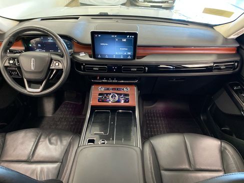 Certified 2023 Lincoln Aviator Grand Touring w/ Equipment Group 301A image 11