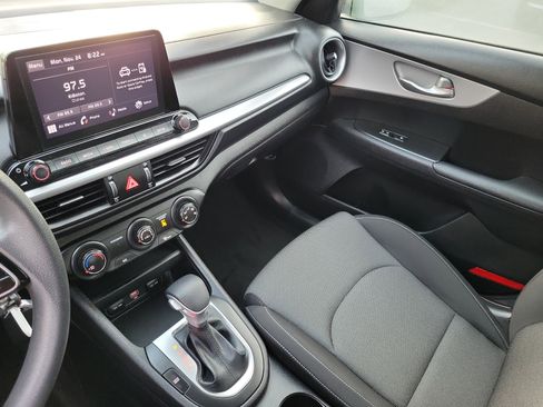 Used 2023 Kia Forte LXS image 15