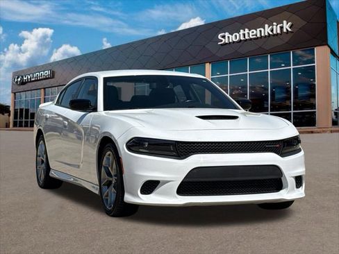 Used 2023 Dodge Charger GT image 3