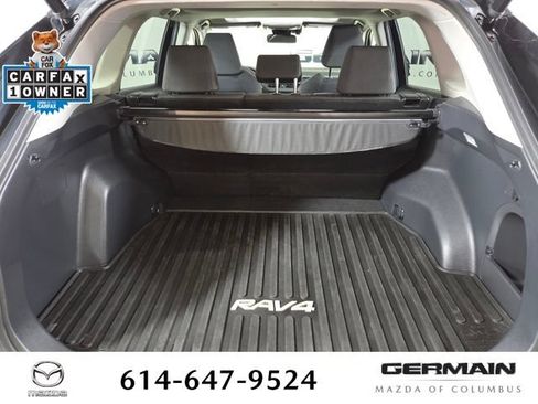 Used 2021 Toyota RAV4 XLE w/ Convenience Package AWD/4WD image 23