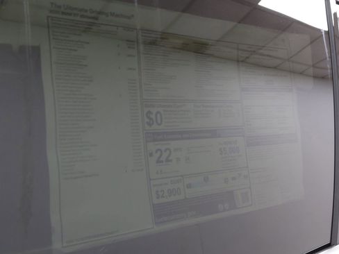 Used 2025 BMW X7 xDrive40i w/ Premium Package image 27