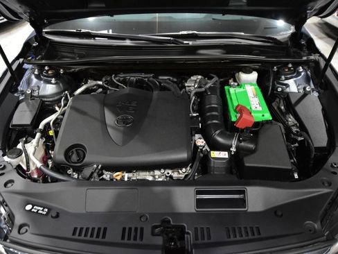 Used 2019 Toyota Avalon Limited image 51