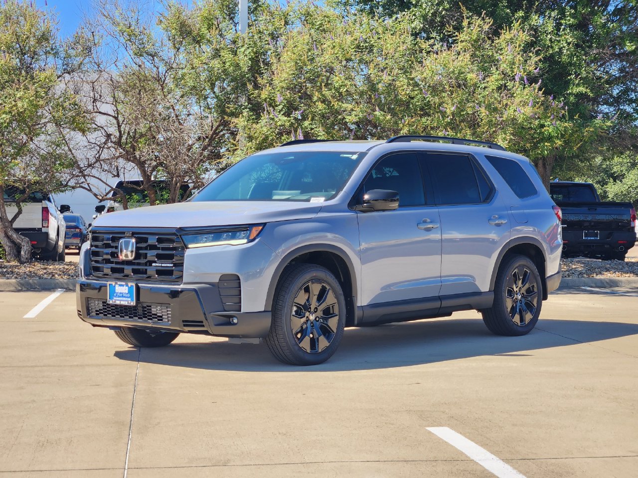 New 2026 Honda Pilot Black Edition image 2