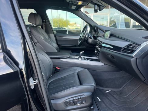 Used 2018 BMW X5 xDrive50i image 19