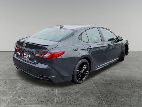 Certified 2025 Toyota Camry SE image 7