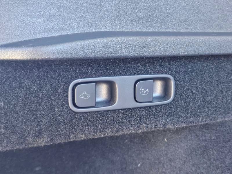 Used 2023 Tesla Model Y AWD image 71