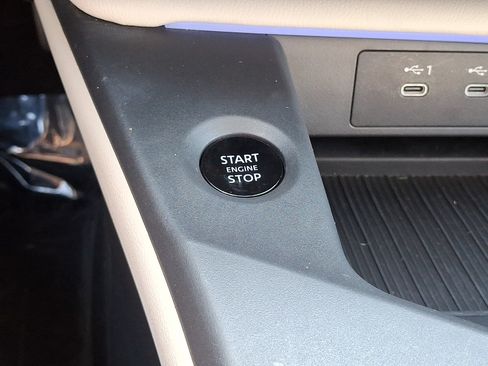 Used 2026 Nissan Sentra SL w/ Floor Mat Package FWD image 23