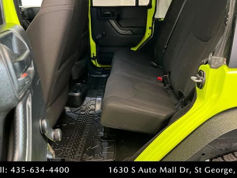Used 2017 Jeep Wrangler Unlimited Sport w/ Connectivity Group AWD/4WD image 21