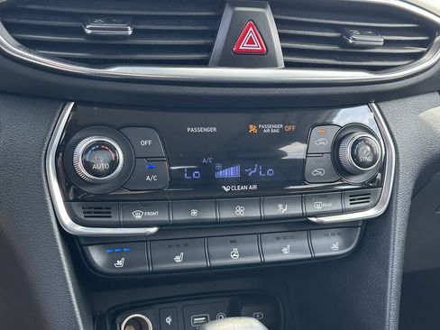 Used 2020 Hyundai Santa Fe Limited AWD/4WD image 29