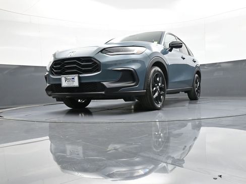 Certified 2024 Honda HR-V Sport image 24