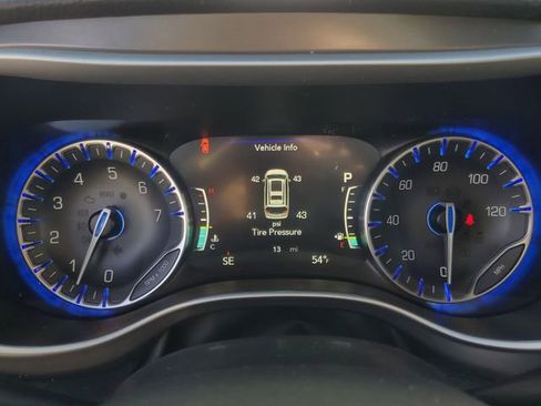 New 2026 Chrysler Pacifica Select FWD image 12