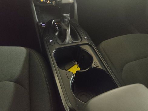 Used 2025 Kia K4 FWD image 26