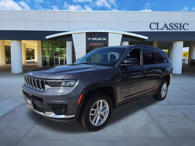 Used 2024 Jeep Grand Cherokee L Laredo AWD/4WD image 3