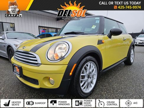 Used 2010 MINI Cooper Hardtop image 1