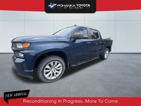 Used 2021 Chevrolet Silverado 1500 Custom AWD/4WD image 1