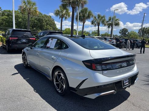 Used 2024 Hyundai Sonata SEL w/ Convenience Package image 8