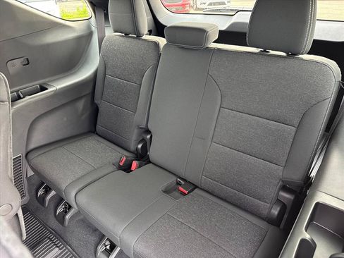 Used 2026 Chevrolet Traverse LT w/ Driver Confidence Package FWD image 10