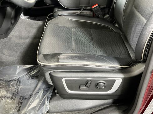 Used 2023 RAM 1500 Laramie image 19