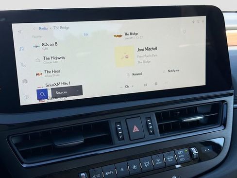 New 2025 Lexus ES 350 w/ Premium Package image 32