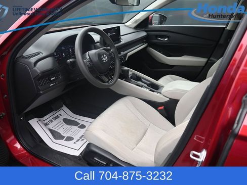 Used 2024 Honda Accord EX image 13