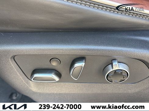 Used 2024 GMC Sierra 1500 Denali Ultimate image 17