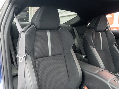 Used 2023 Toyota GR86 Premium w/ ALL Weather Mat Package (TMS) RWD image 24