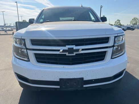 Used 2019 Chevrolet Tahoe LT w/ RST Edition image 2